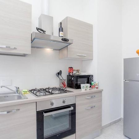 Large Apartment In Rome City Center, Termini Area エクステリア 写真