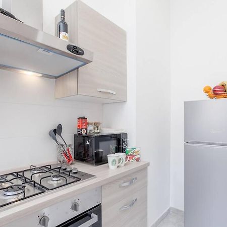Large Apartment In Rome City Center, Termini Area エクステリア 写真