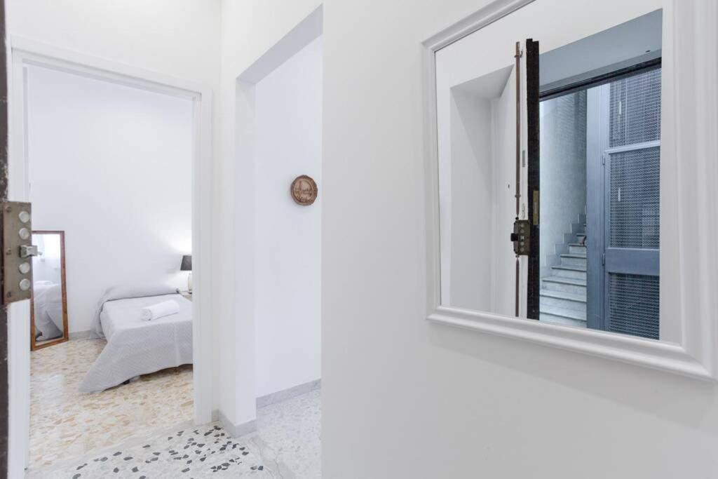 Large Apartment In Rome City Center, Termini Area エクステリア 写真
