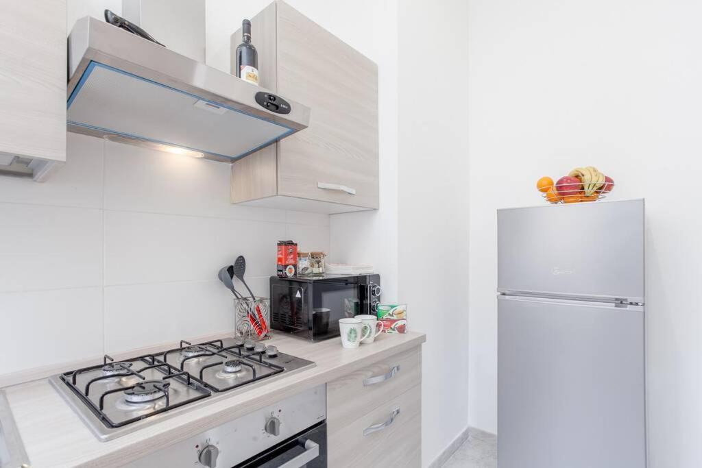 Large Apartment In Rome City Center, Termini Area エクステリア 写真